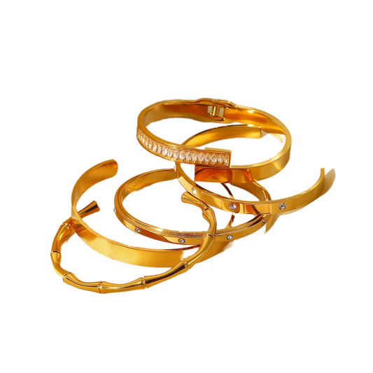 Leafy Elegance Gold Bracelet - The Season's Must-Have